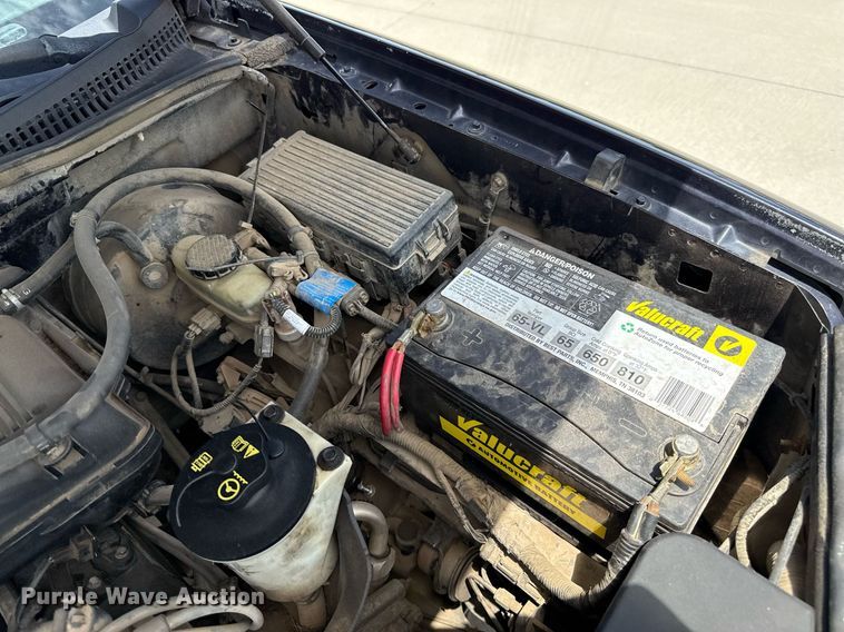 image for item DZ8672 2002 Ford Explorer XLT SUV