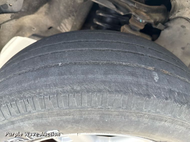 image for item DZ8672 2002 Ford Explorer XLT SUV