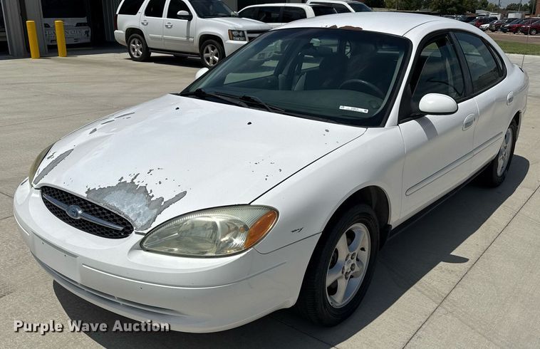 image for item DZ8673 2003 Ford Taurus SE  