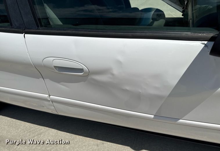 image for item DZ8673 2003 Ford Taurus SE  