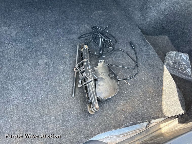 image for item DZ8673 2003 Ford Taurus SE  