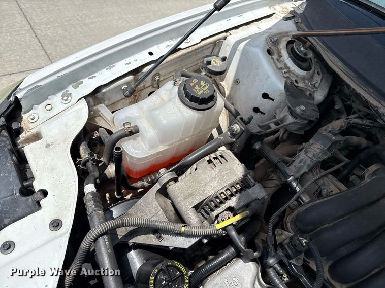 image for item DZ8673 2003 Ford Taurus SE  