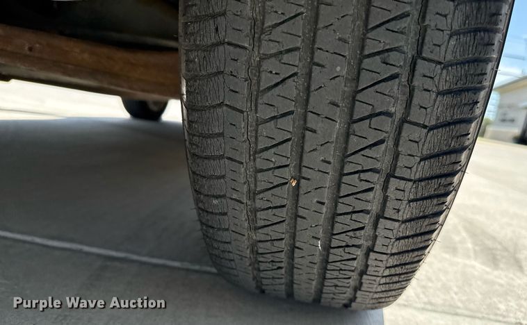 image for item DZ8673 2003 Ford Taurus SE  