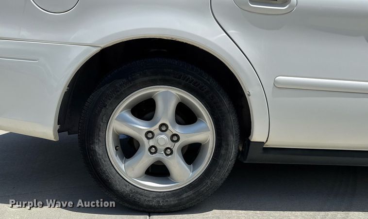 image for item DZ8673 2003 Ford Taurus SE  