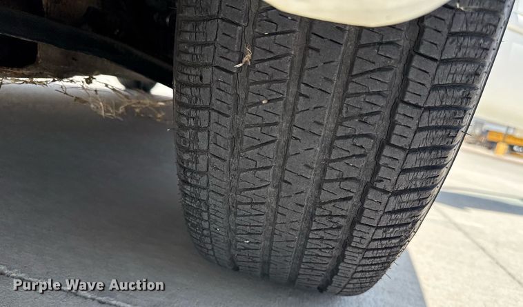 image for item DZ8673 2003 Ford Taurus SE  