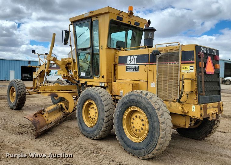image for item EA2448 1996 Caterpillar 140H motor grader