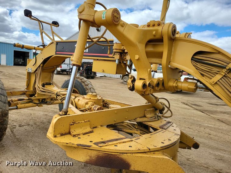 image for item EA2448 1996 Caterpillar 140H motor grader