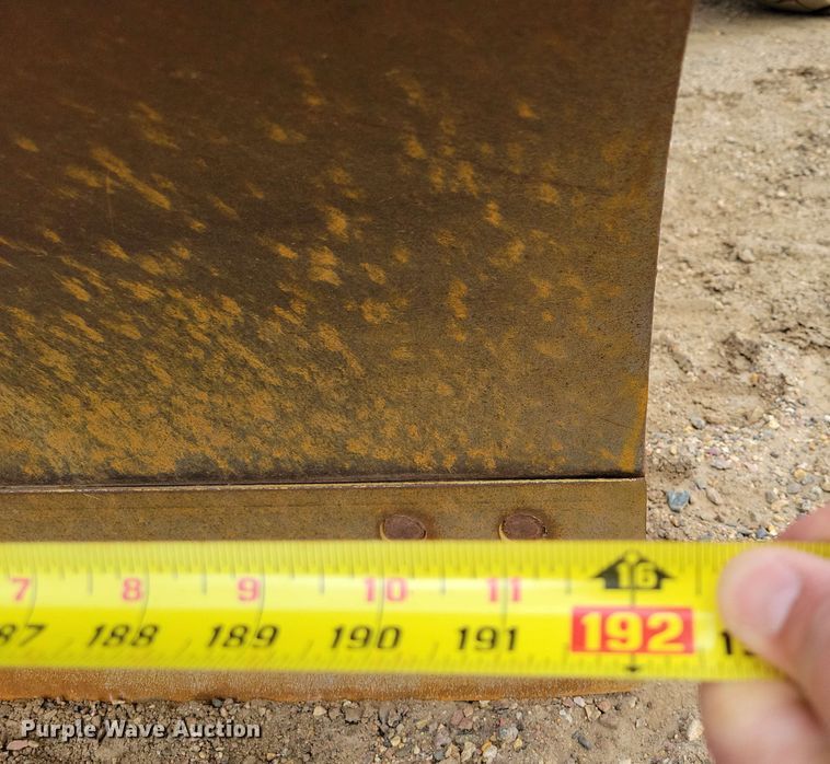 image for item EA2448 1996 Caterpillar 140H motor grader