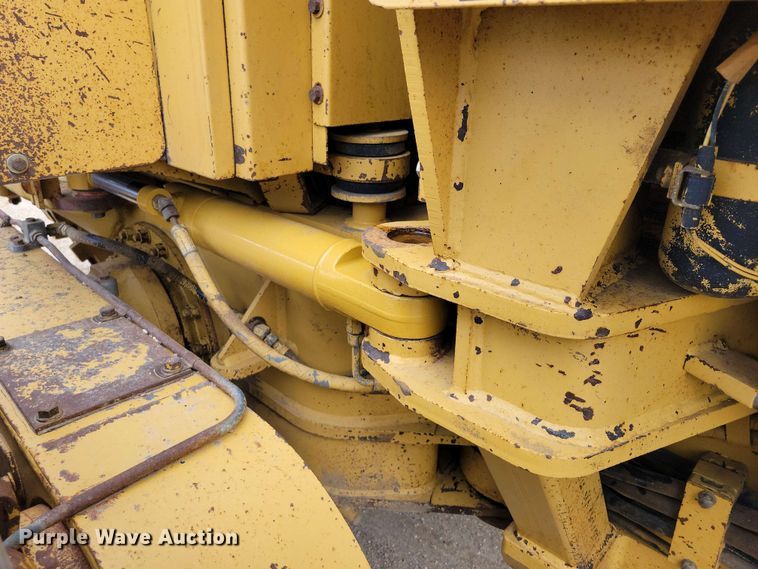 image for item EA2448 1996 Caterpillar 140H motor grader