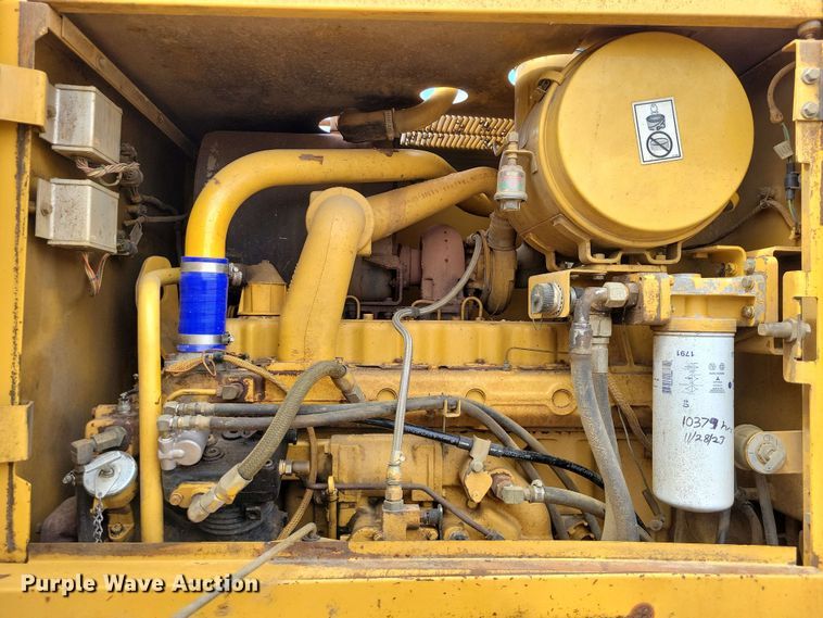 image for item EA2448 1996 Caterpillar 140H motor grader