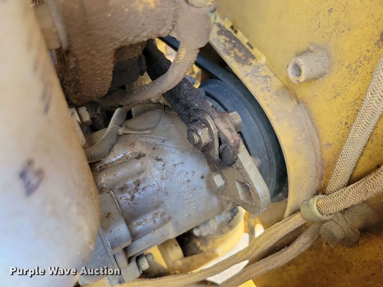 image for item EA2448 1996 Caterpillar 140H motor grader