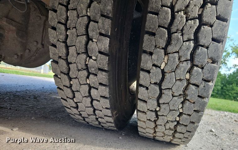 image for item EB8160 2013 Blue Bird All American  school bus