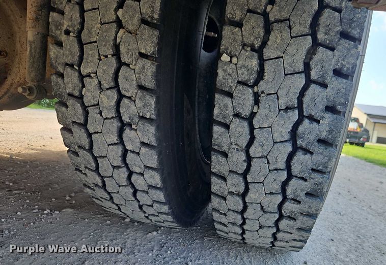 image for item EB8160 2013 Blue Bird All American  school bus