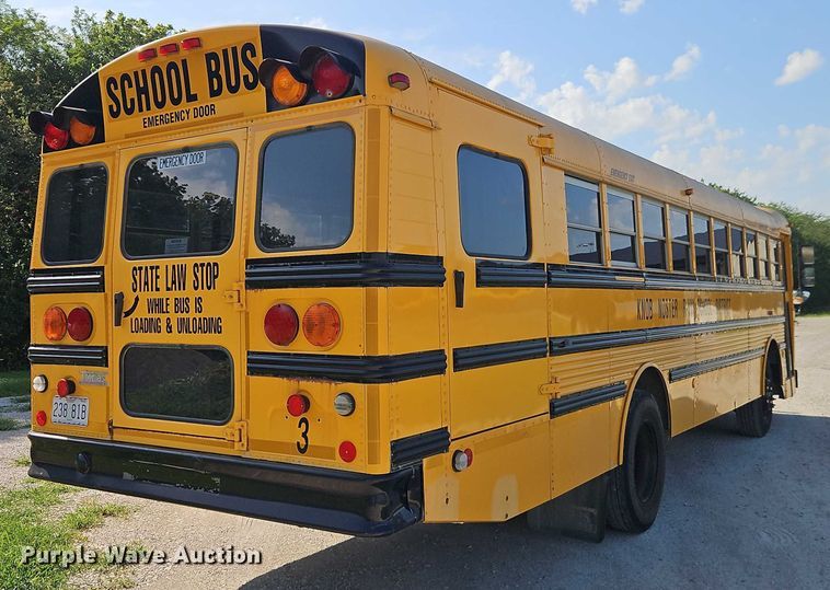 image for item EB8161 2003 Thomas Built MVP school bus