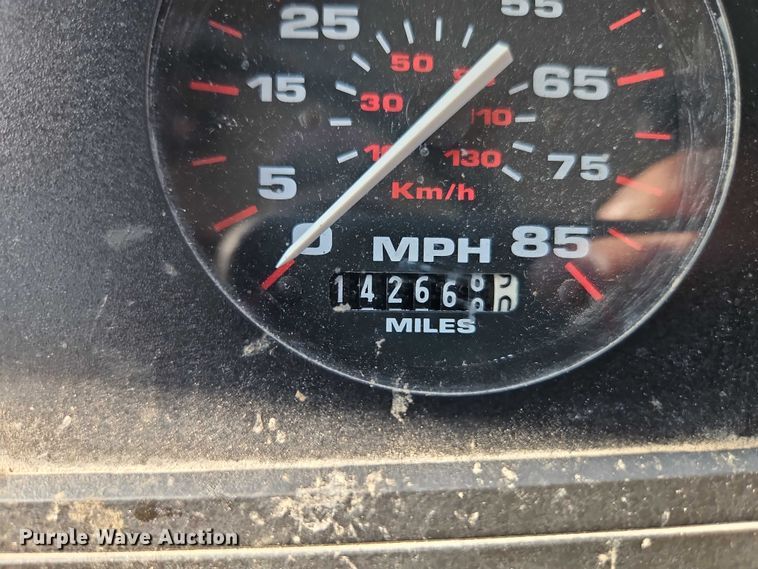 image for item EB8161 2003 Thomas Built MVP school bus