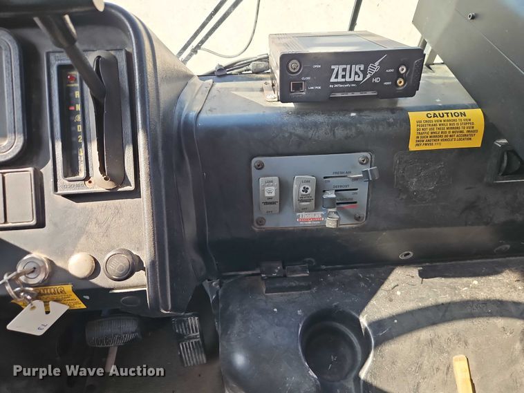 image for item EB8161 2003 Thomas Built MVP school bus