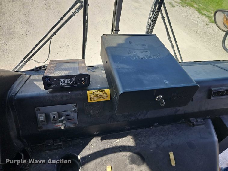 image for item EB8161 2003 Thomas Built MVP school bus