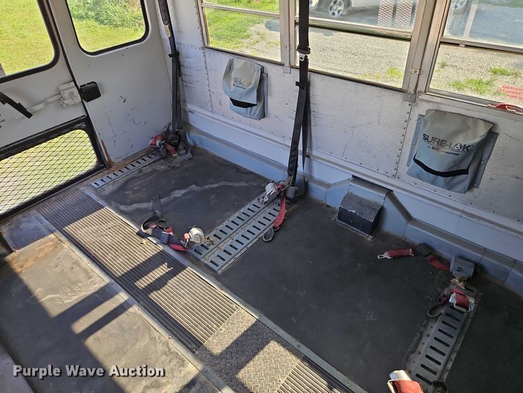 image for item EB8161 2003 Thomas Built MVP school bus