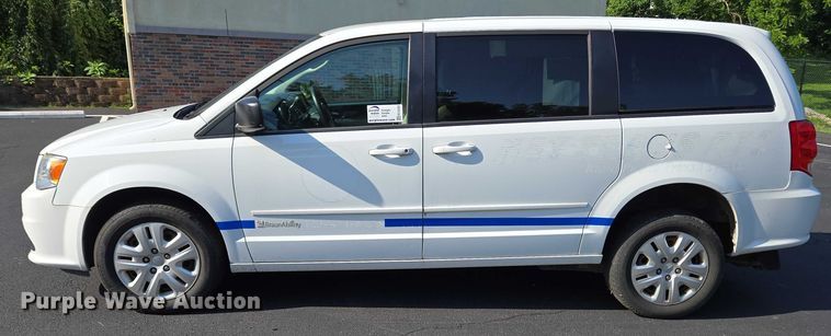 image for item EC4322 2017 Dodge Grand Caravan handicap accessible van