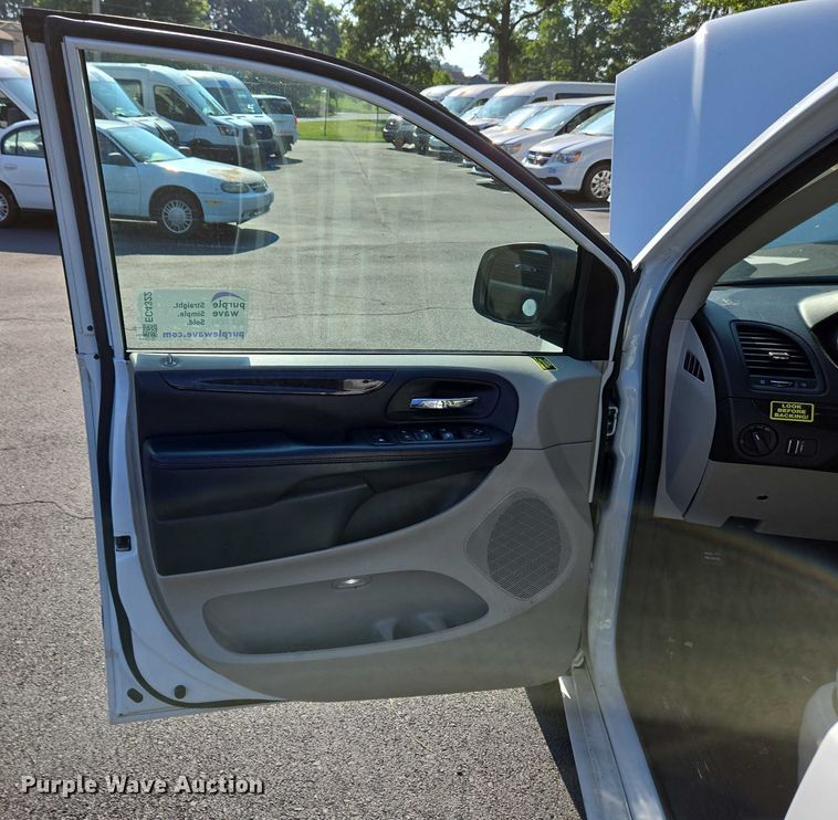 image for item EC4322 2017 Dodge Grand Caravan handicap accessible van