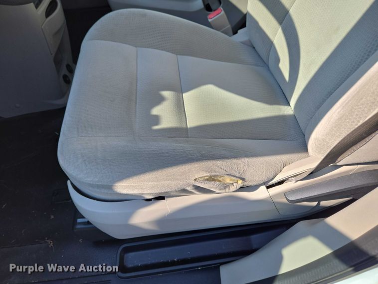 image for item EC4322 2017 Dodge Grand Caravan handicap accessible van