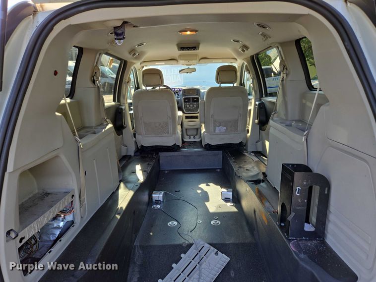 image for item EC4322 2017 Dodge Grand Caravan handicap accessible van