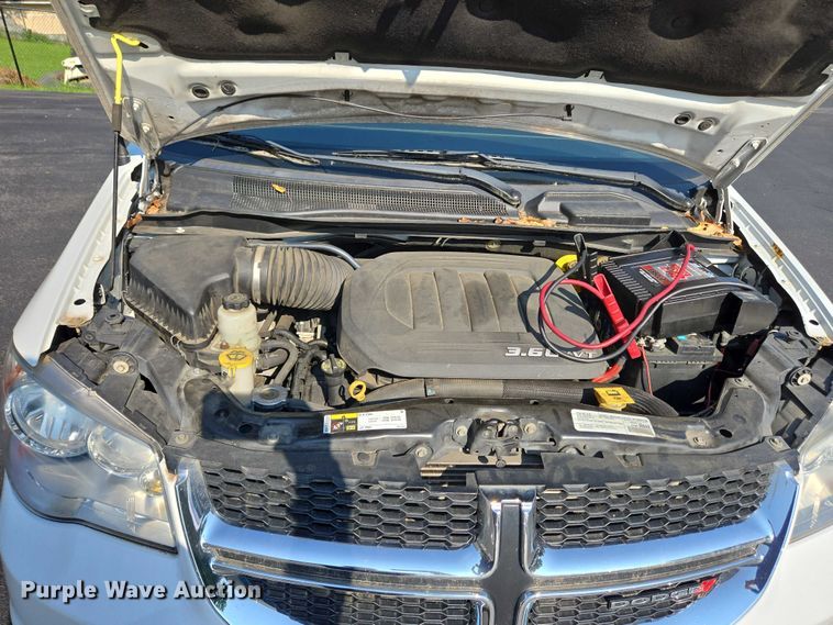 image for item EC4322 2017 Dodge Grand Caravan handicap accessible van