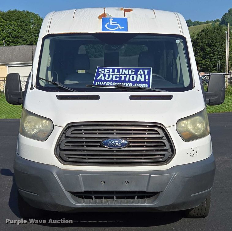 image for item EC4323 2015 Ford Transit 150 van