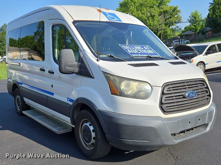 image for item EC4323 2015 Ford Transit 150 van