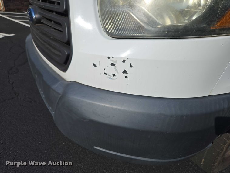 image for item EC4323 2015 Ford Transit 150 van