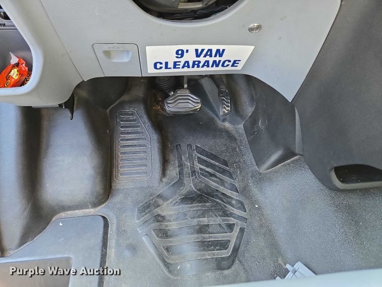 image for item EC4323 2015 Ford Transit 150 van