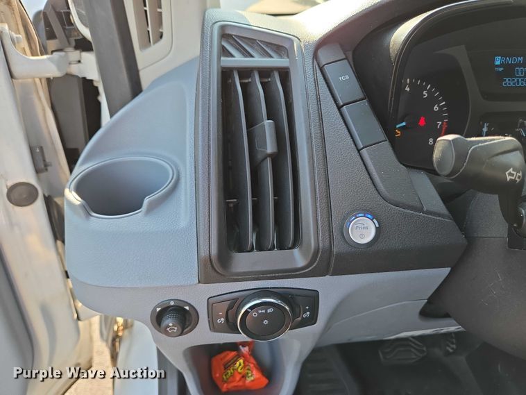 image for item EC4323 2015 Ford Transit 150 van