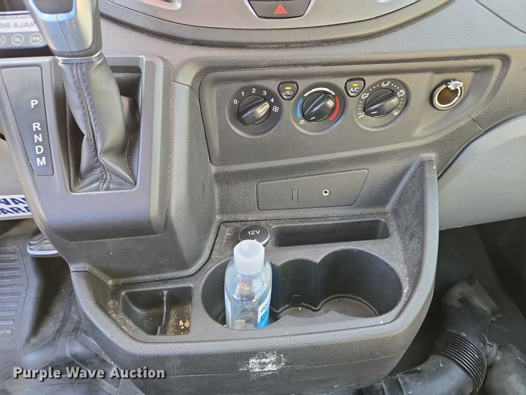 image for item EC4323 2015 Ford Transit 150 van