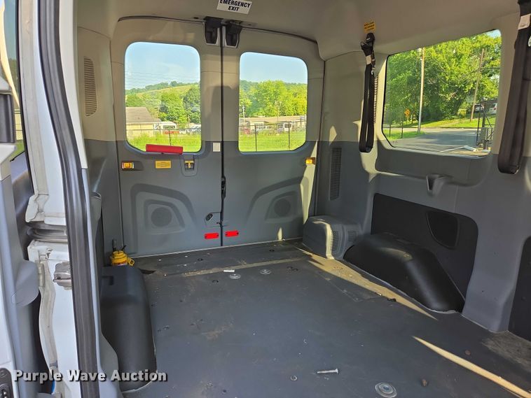 image for item EC4323 2015 Ford Transit 150 van