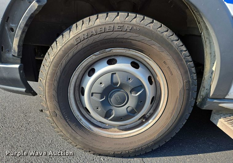 image for item EC4323 2015 Ford Transit 150 van