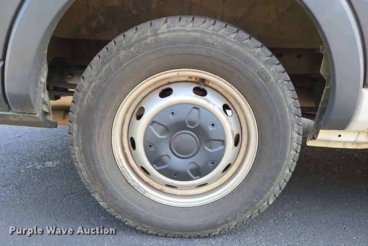 image for item EC4323 2015 Ford Transit 150 van