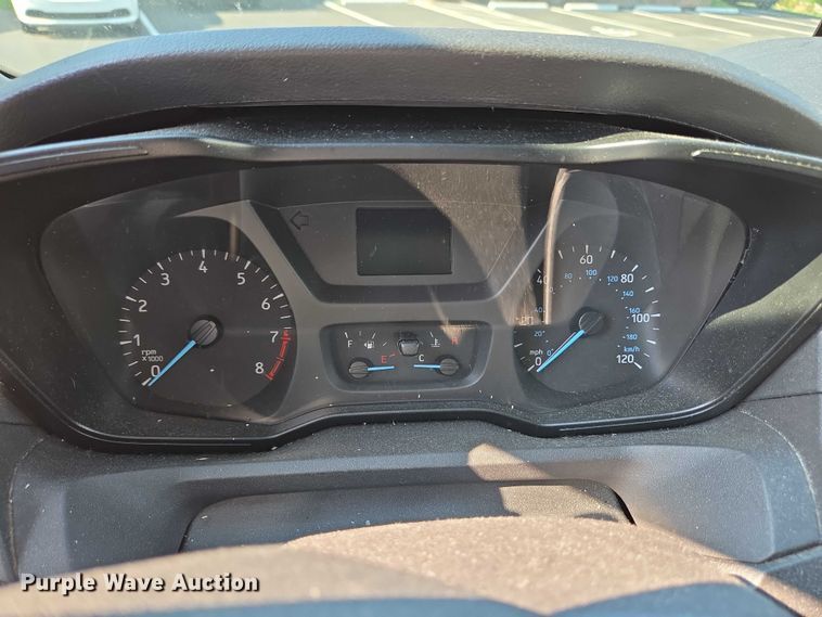 image for item EC4324 2017 Ford Transit 150 van