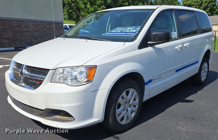 image for item EC4326 2017 Dodge Grand Caravan handicap accessible van