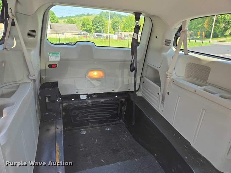 image for item EC4326 2017 Dodge Grand Caravan handicap accessible van