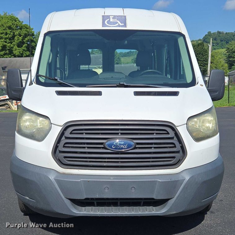 image for item EC4327 2016 Ford Transit 150 van