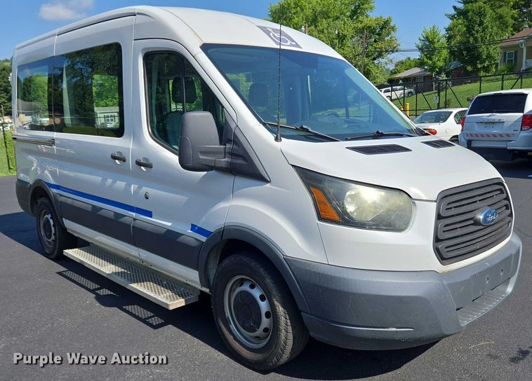 image for item EC4327 2016 Ford Transit 150 van