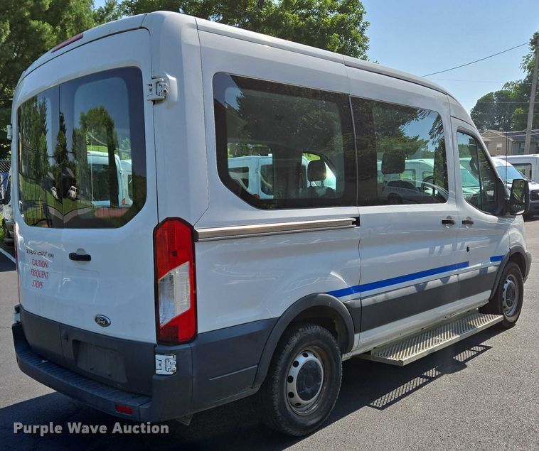 image for item EC4327 2016 Ford Transit 150 van