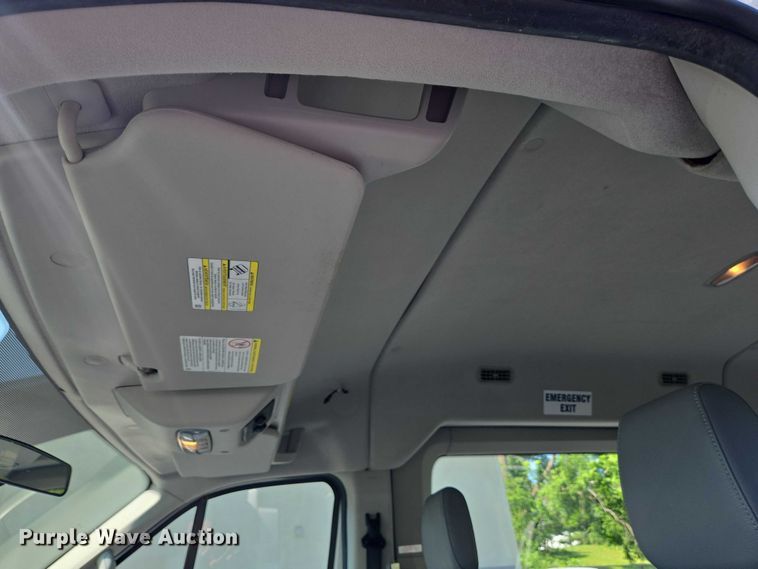 image for item EC4327 2016 Ford Transit 150 van