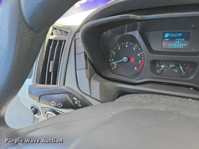 image for item EC4327 2016 Ford Transit 150 van