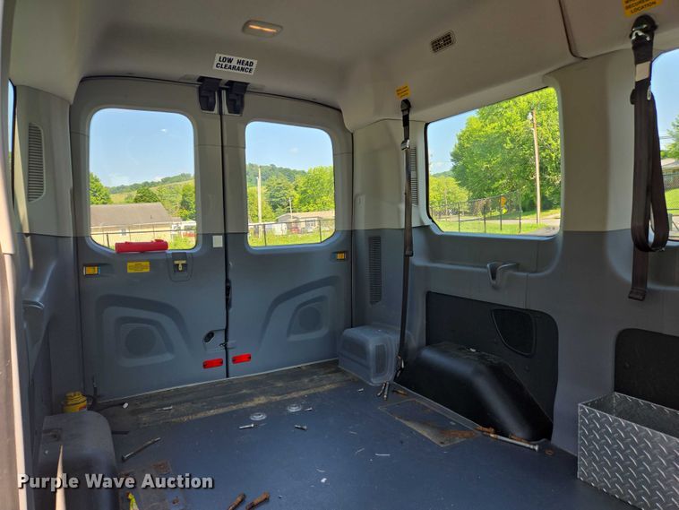 image for item EC4327 2016 Ford Transit 150 van