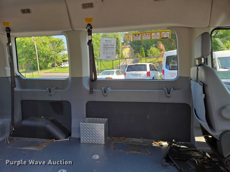 image for item EC4327 2016 Ford Transit 150 van