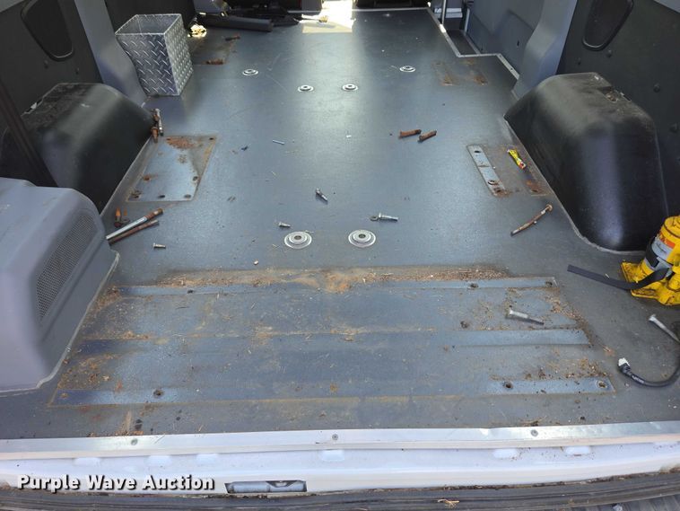 image for item EC4327 2016 Ford Transit 150 van