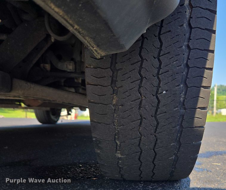 image for item EC4327 2016 Ford Transit 150 van