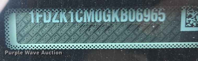 image for item EC4327 2016 Ford Transit 150 van