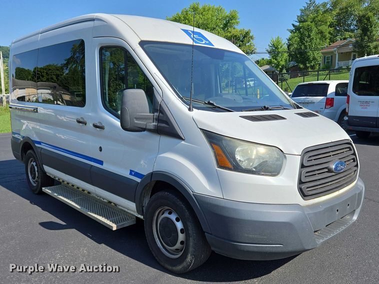 image for item EC4328 2015 Ford Transit 150 van